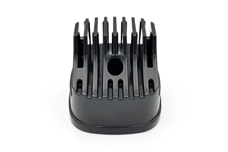 高性能熱管理向けに設計された冷却フィン一体型黒色仕上げアルミ合金ダイカストの詳細ビュー